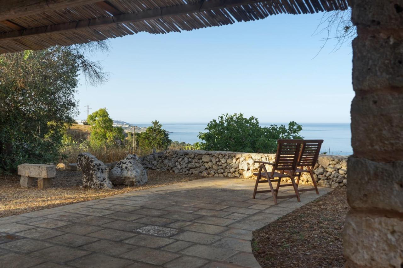 Levante E Libeccio Villette Vista Mare - Marina Di Andrano Kültér fotó